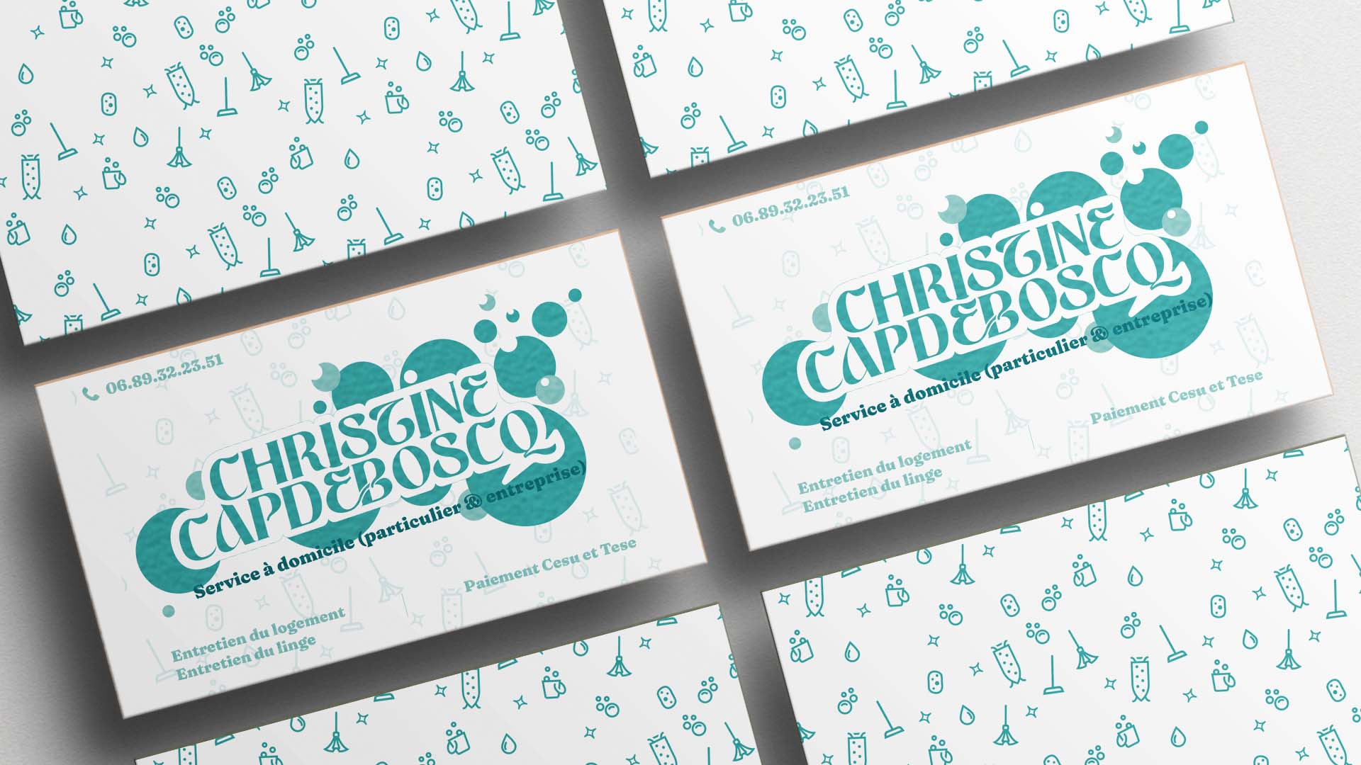 Deux cartes de visites blanches et turquoise